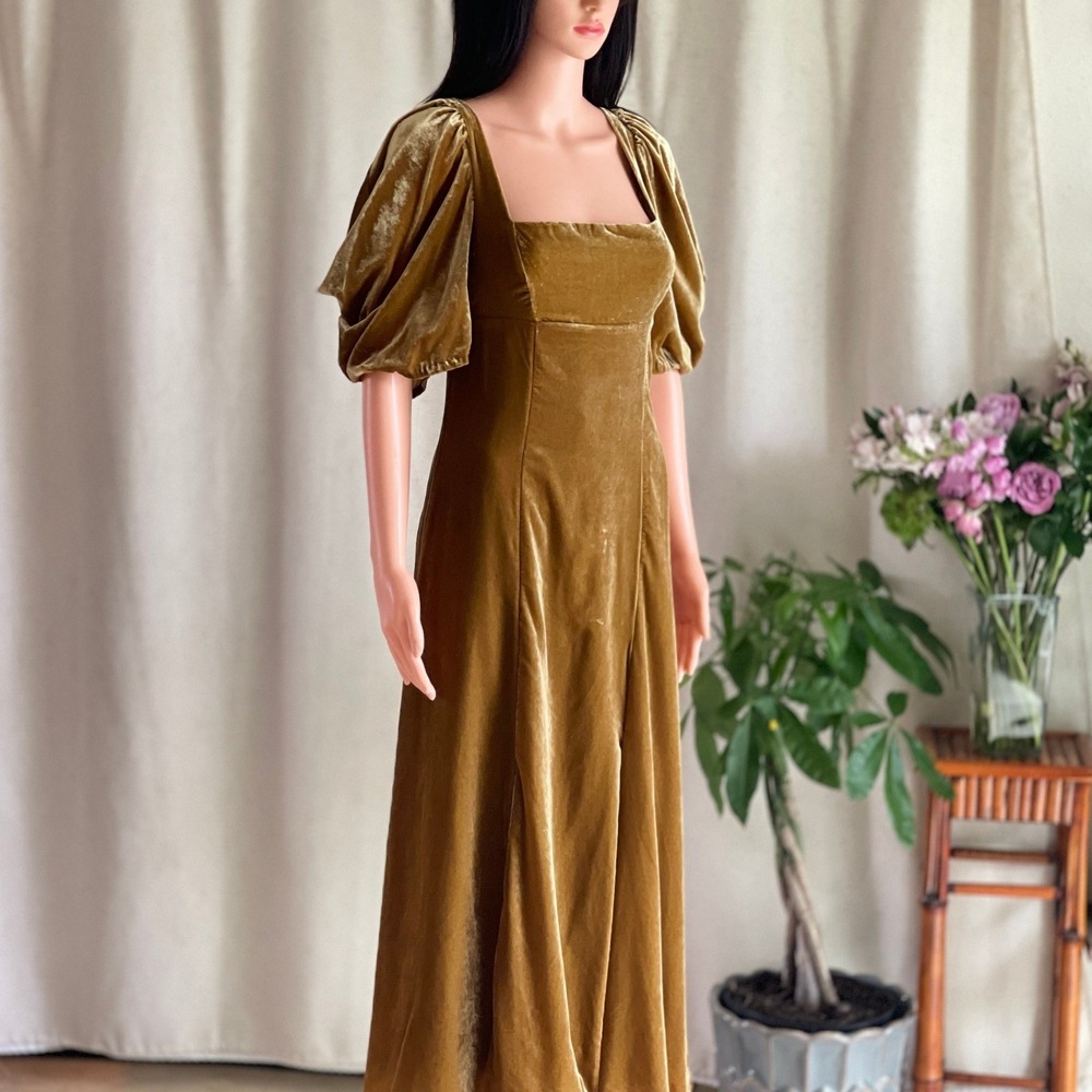 Anthropologie Short-Sleeve Square-Neck Velvet Midi Dress Puff Sleeve Gold